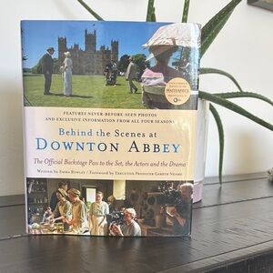 Downton Abbey: A Journey Through the Seasons Coffee Table Book